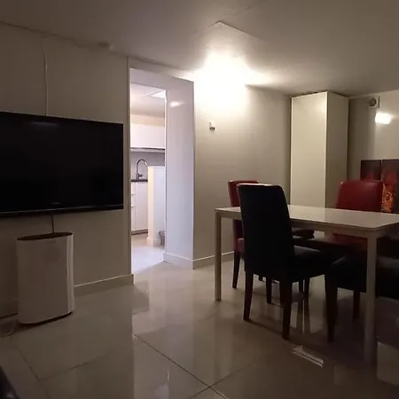 74 Pijnboomstraat Апартаменты