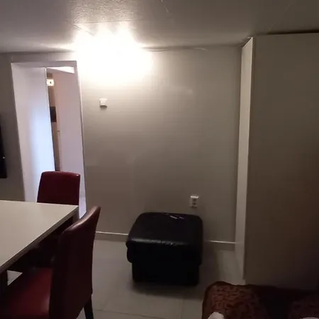 74 Pijnboomstraat Apartmán