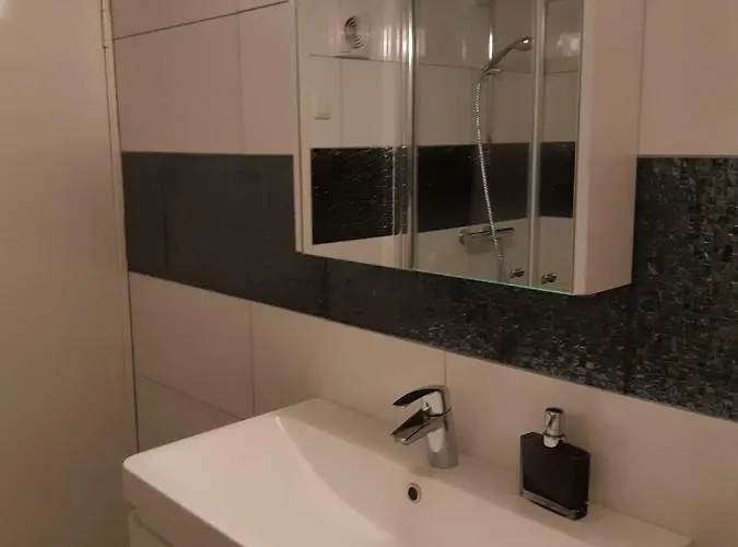 74 Pijnboomstraat Appartement Den Haag